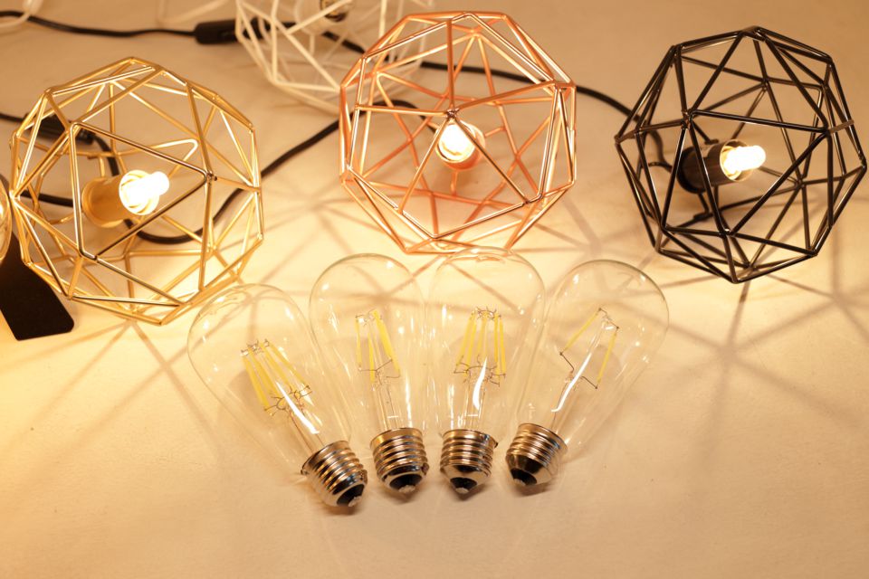 Retro Style Glass Edison LED Filament Bulb Retro Style Glass Edison LED Filament Bulb